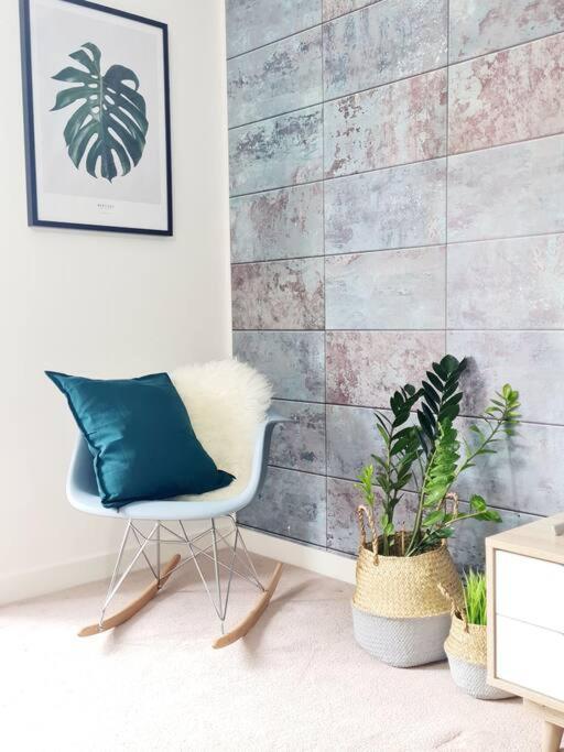Stylish 2 Bedroom Apartment / Free Gated Parking Glasgow Kültér fotó